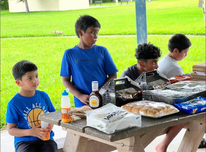Picnic — photo 4